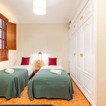 Aoa Green Gardens Family House Севилья Экстерьер фото