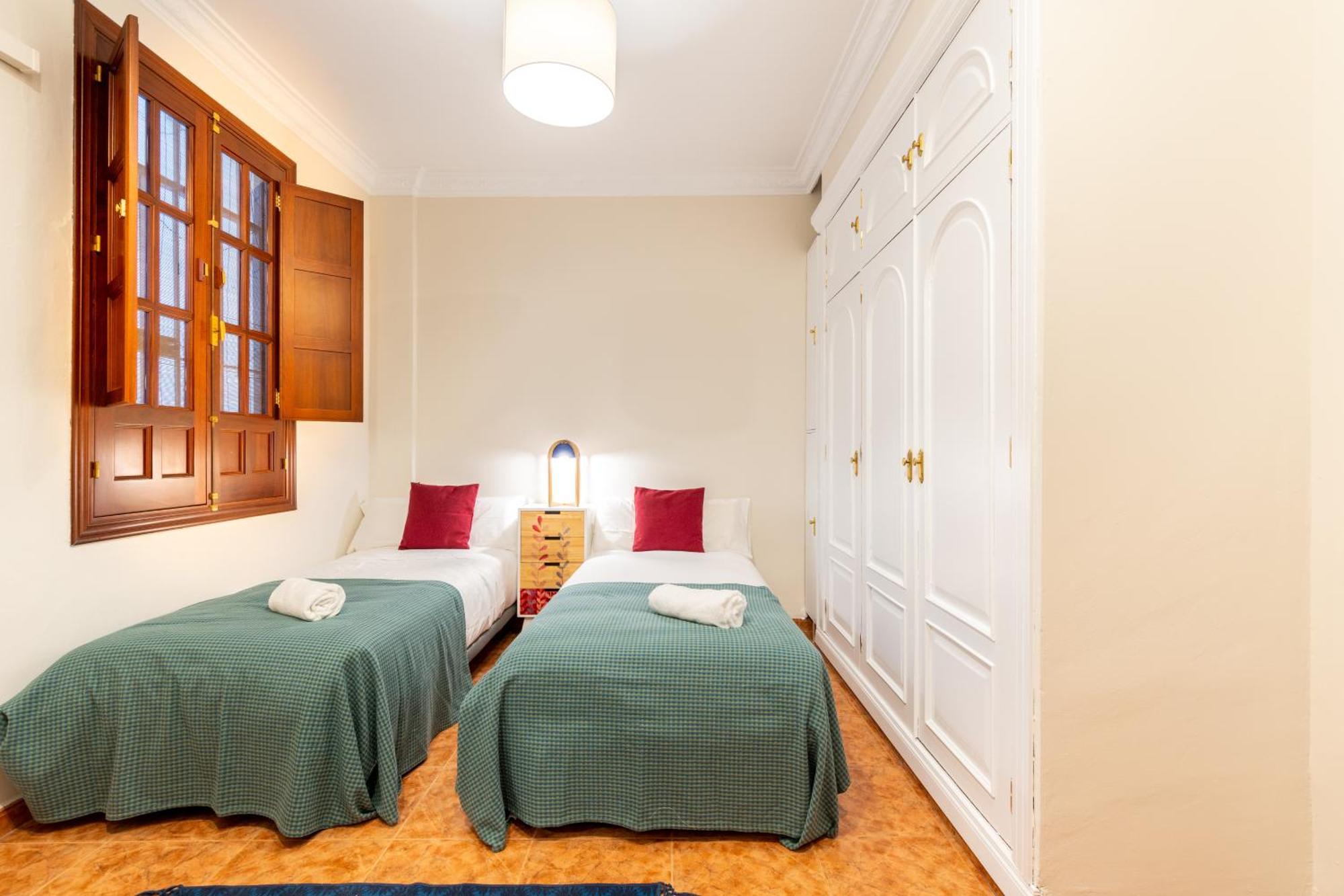Aoa Green Gardens Family House Севилья Экстерьер фото